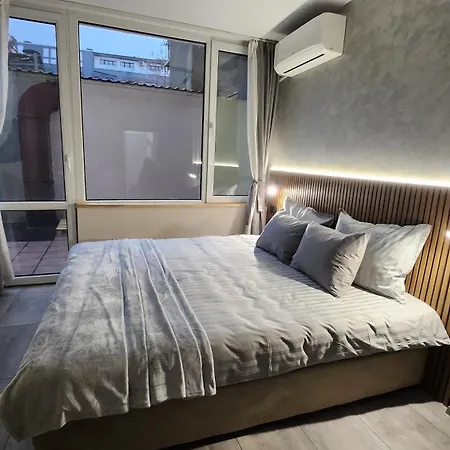 Malavi Dv34 Center شقة *