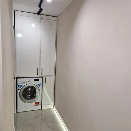 Malavi Dv34 Center