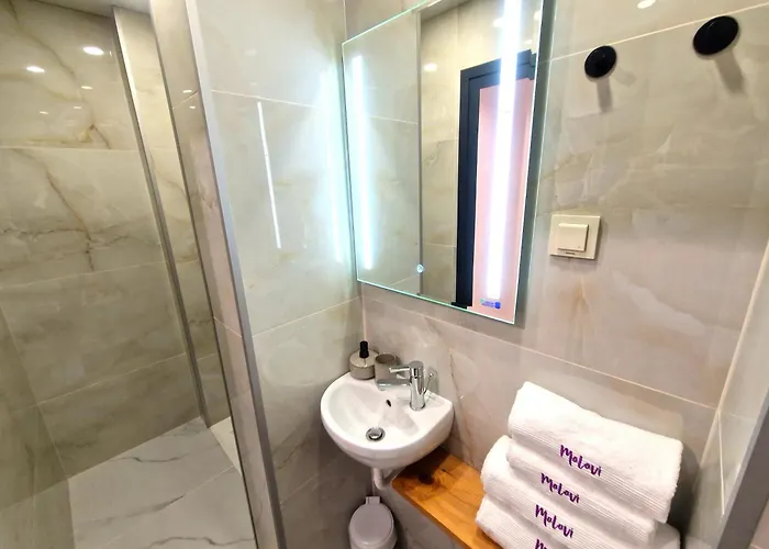 Malavi Dv34 Center Ruse